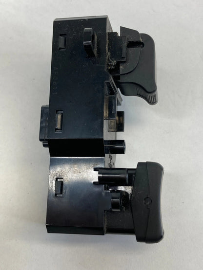 2003-2007 HONDA ACCORD FRONT RIGHT PASSENGER DOOR WINDOW LOCK SWITCH M22699