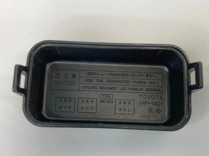 2002 2003 2004 TOYOTA CAMRY 3.0L A/T ENGINE FUSE RELAY BOX COVER CAP OEM