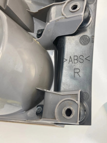 2007-2012 GMC ACADIA RIGHT SIDE TAIL LIGHT EXTERIOR TAILLIGHT LAMP 20811962 OEM