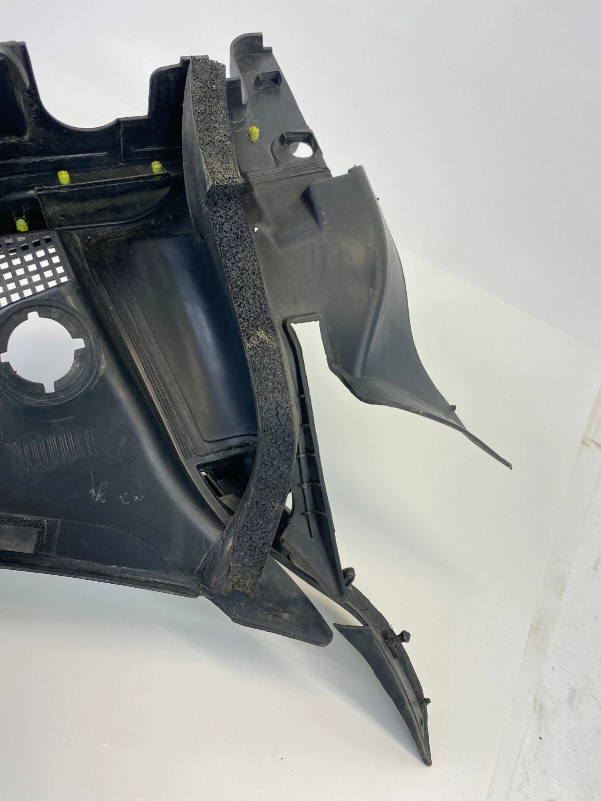 2013-2015 CHEVY CHEVROLET MALIBU COWL PANEL COVER GRILLE AIR INLET 22937516 OEM