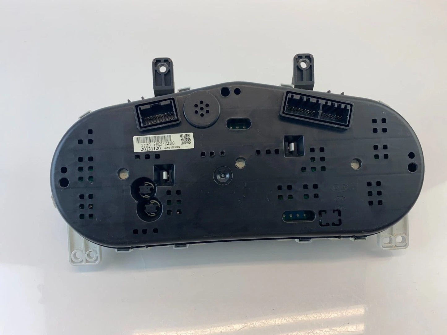 11-13 KIA FORTE DASH INSTRUMENT CLUSTER SPEEDOMETER GAUGES UNK MILES 940211M200