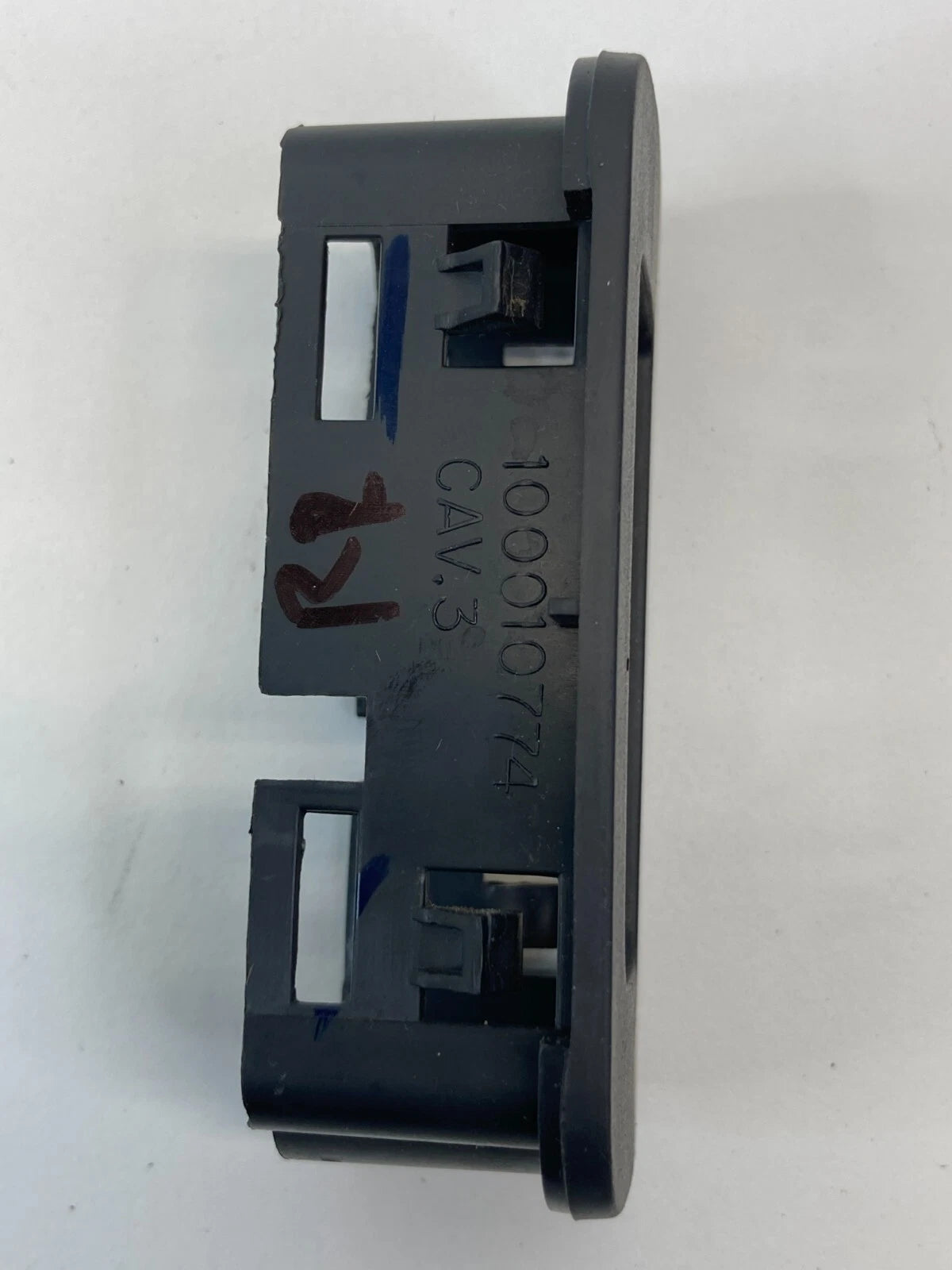 2008-2010 CHRYSLER 300 REAR RIGHT SIDE DOOR POWER WINDOW SWITCH TRIM BEZEL OEM