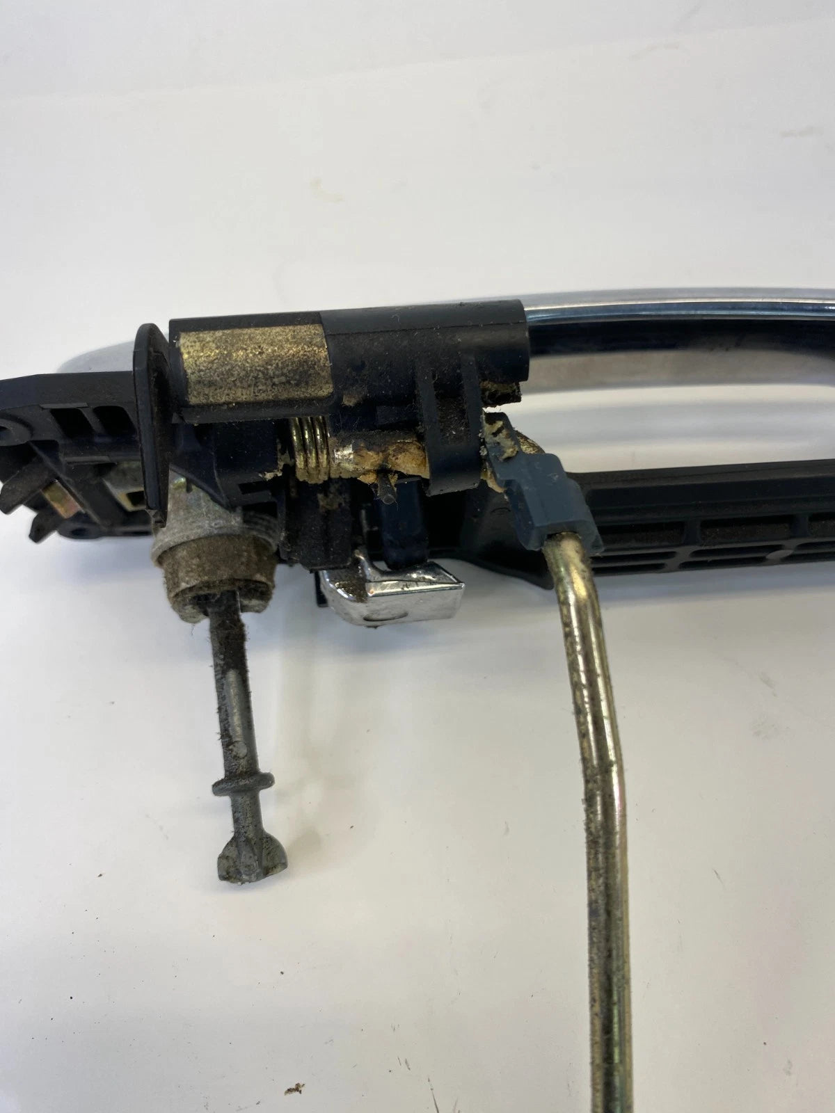 2002 2003 LEXUS ES300 FRONT LEFT DIVER SIDE EXTERIOR OUTER DOOR HANDLE ASSY OEM