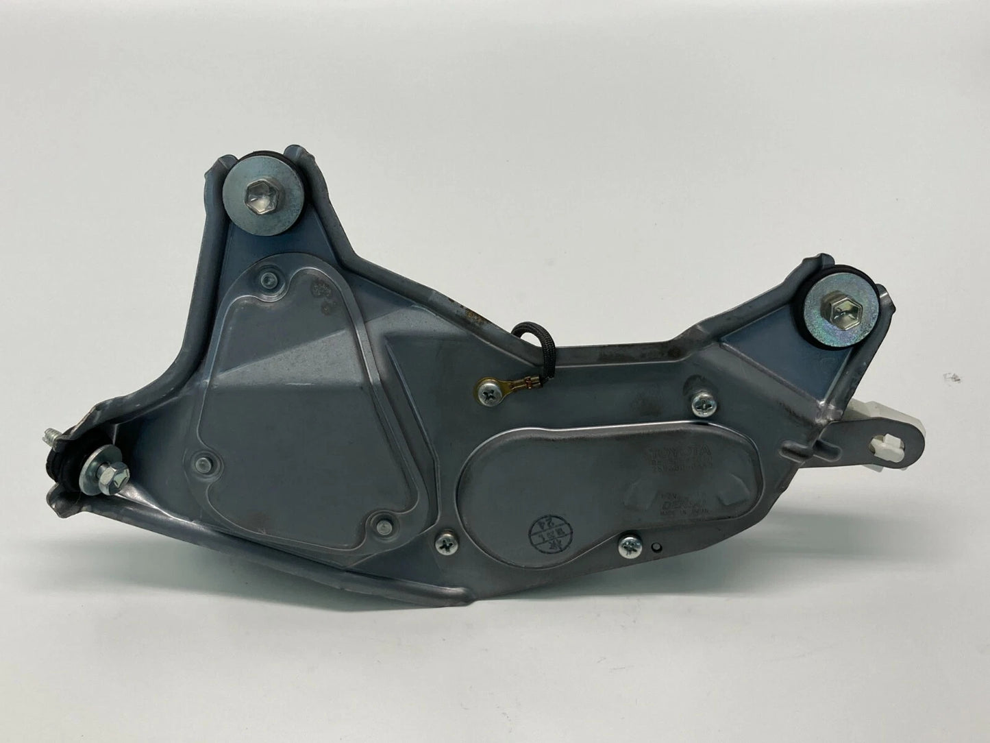 2004-2009 TOYOTA PRIUS HATCHBACK REAR WINDSHIELD WIPER MOTOR ASSY 8513047010 OEM