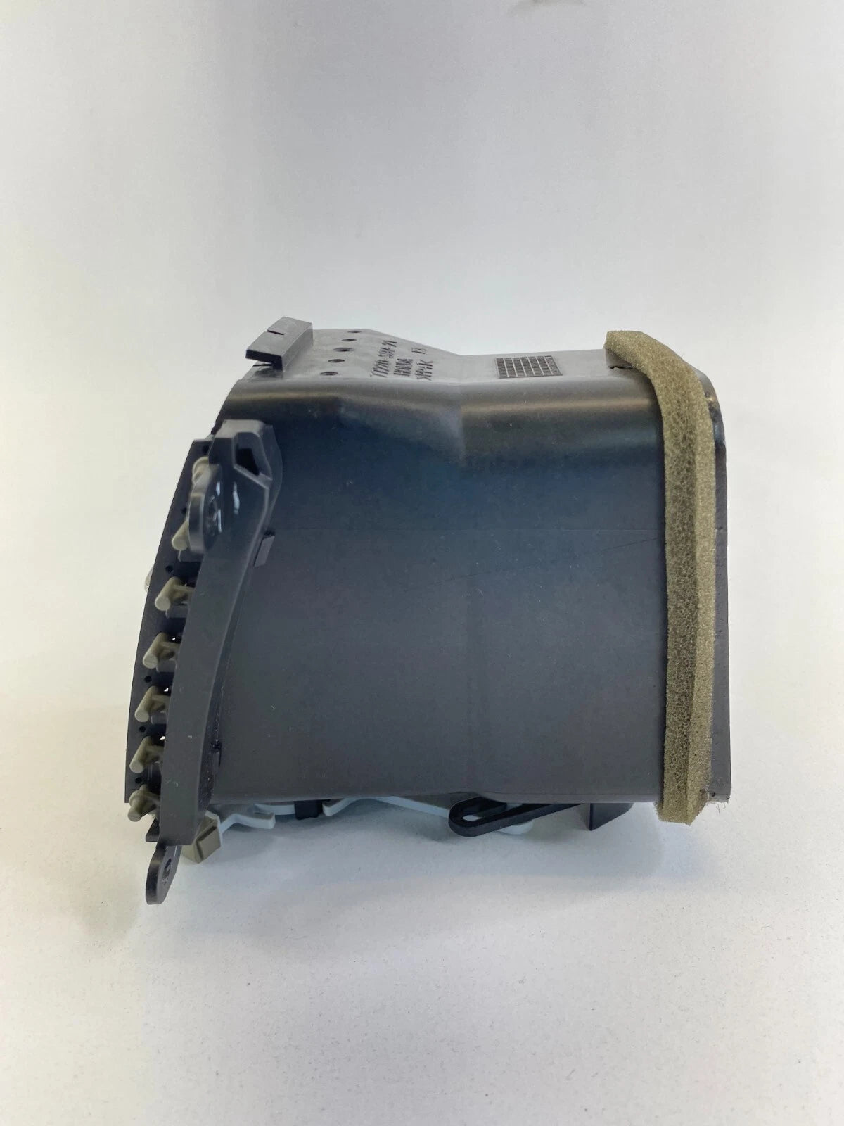 2006-2008 HONDA PILOT DASH LEFT DRIVER SIDE AC AIR VENT HEATER DUCT OUTLET GRILL