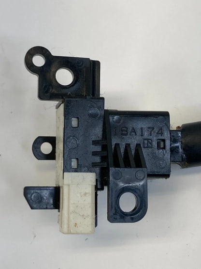 2004-2013 TOYOTA HIGHLANDER SET/RESUME SPEED CRUISE CONTROL SWITCH 18A174 OEM