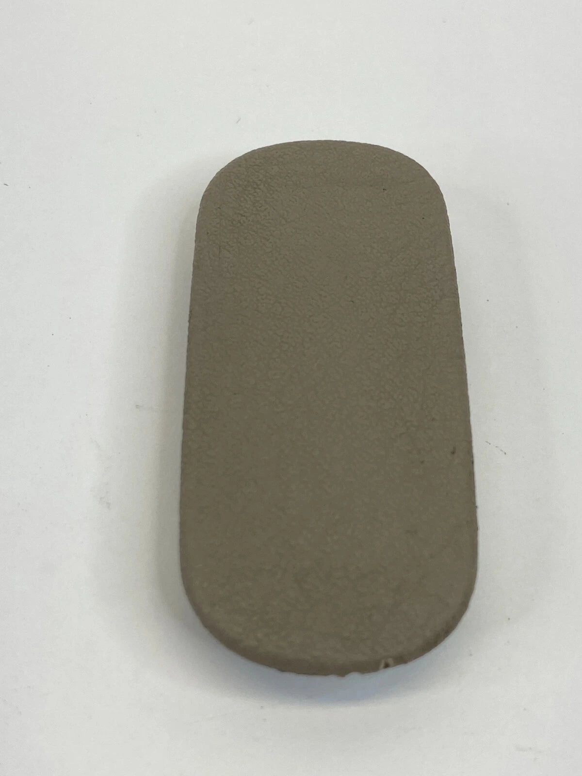 2005 05 KIA SORENTO RIGHT INNER COVER TRIM GLASS CAP LID BEZEL 93551-38000 OEM