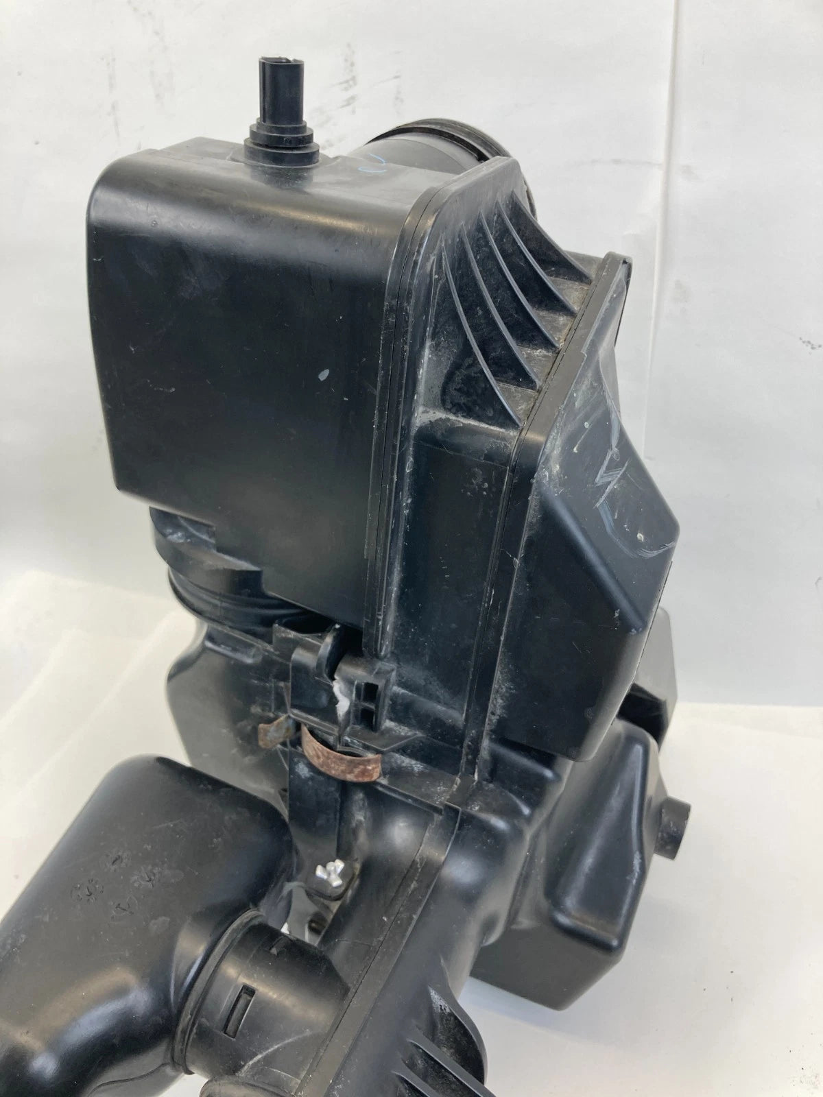 2007 2008 HONDA FIT 1.5L AIR CLEANER INTAKE HOUSING FILTER BOX OEM