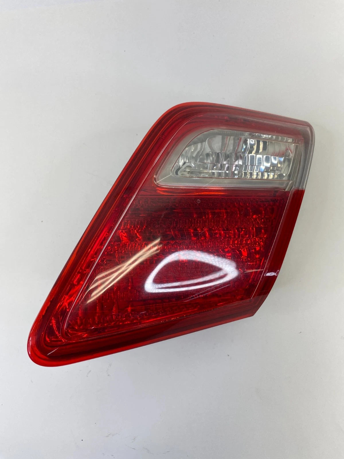 2007-2009 TOYOTA CAMRY REAR RIGHT BACK UP LIGHT TAIL LIGHT TAILLIGHT LAMP OEM