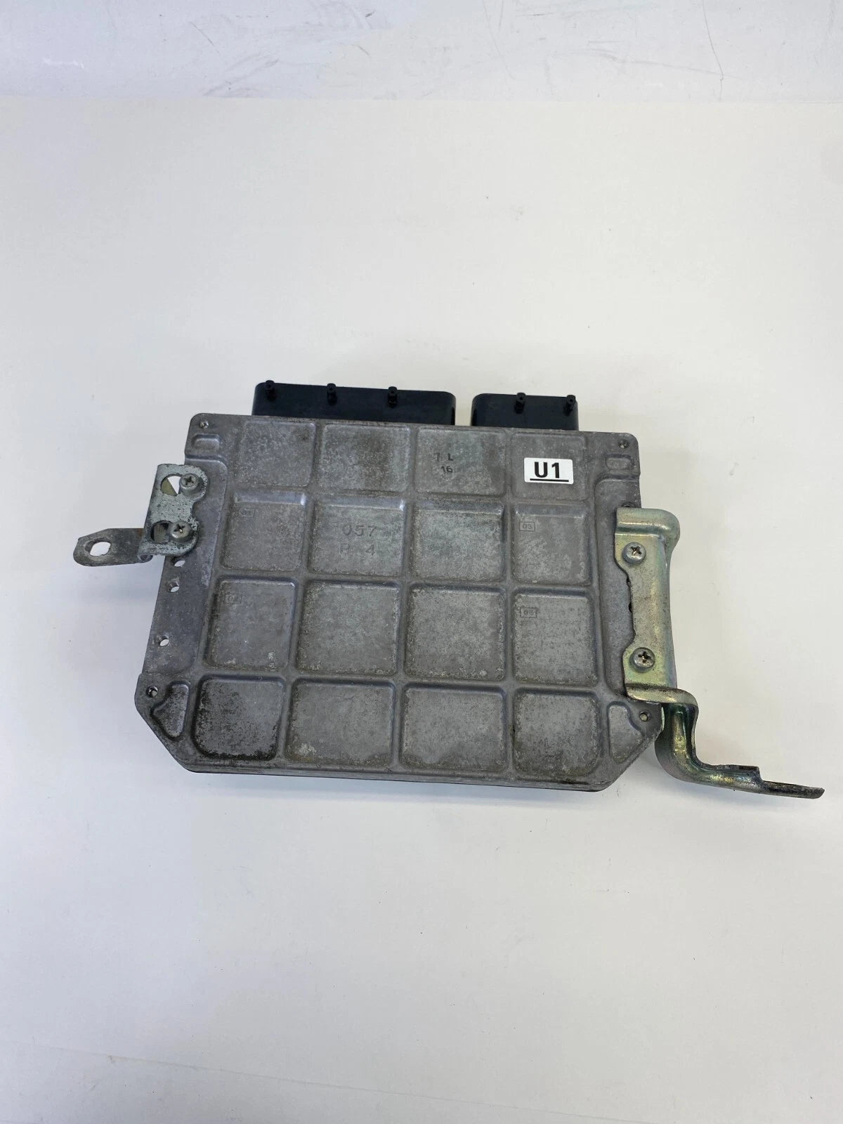 2010-2012 TOYOTA PRIUS 1.8L AT ENGINE COMPUTER MODULE ECU ECM OEM 89661-47261