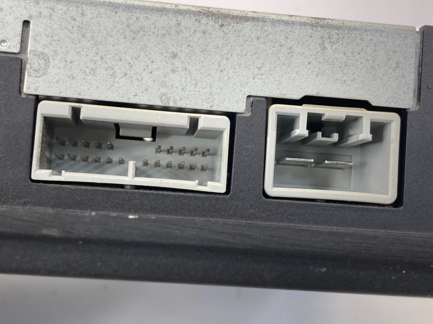 2009-2011 Jaguar XF 2010 2011 XFR Radio Audio Sound Amplifier AMP 6H52-18C808-CD