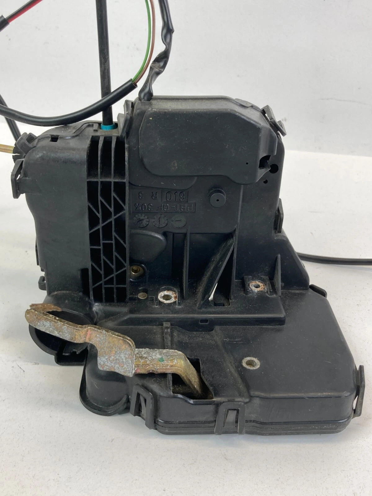 2001-2005 MERCEDES-BENZ C 320 FRONT RIGHT SIDE DOOR LOCK LATCH RELEASE ACTUATOR