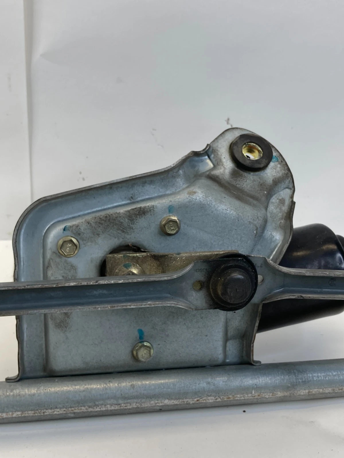 02-08 Lincoln Navigator Front Windshield Wiper Motor Assy w/ Linkage 2L2F-17D539