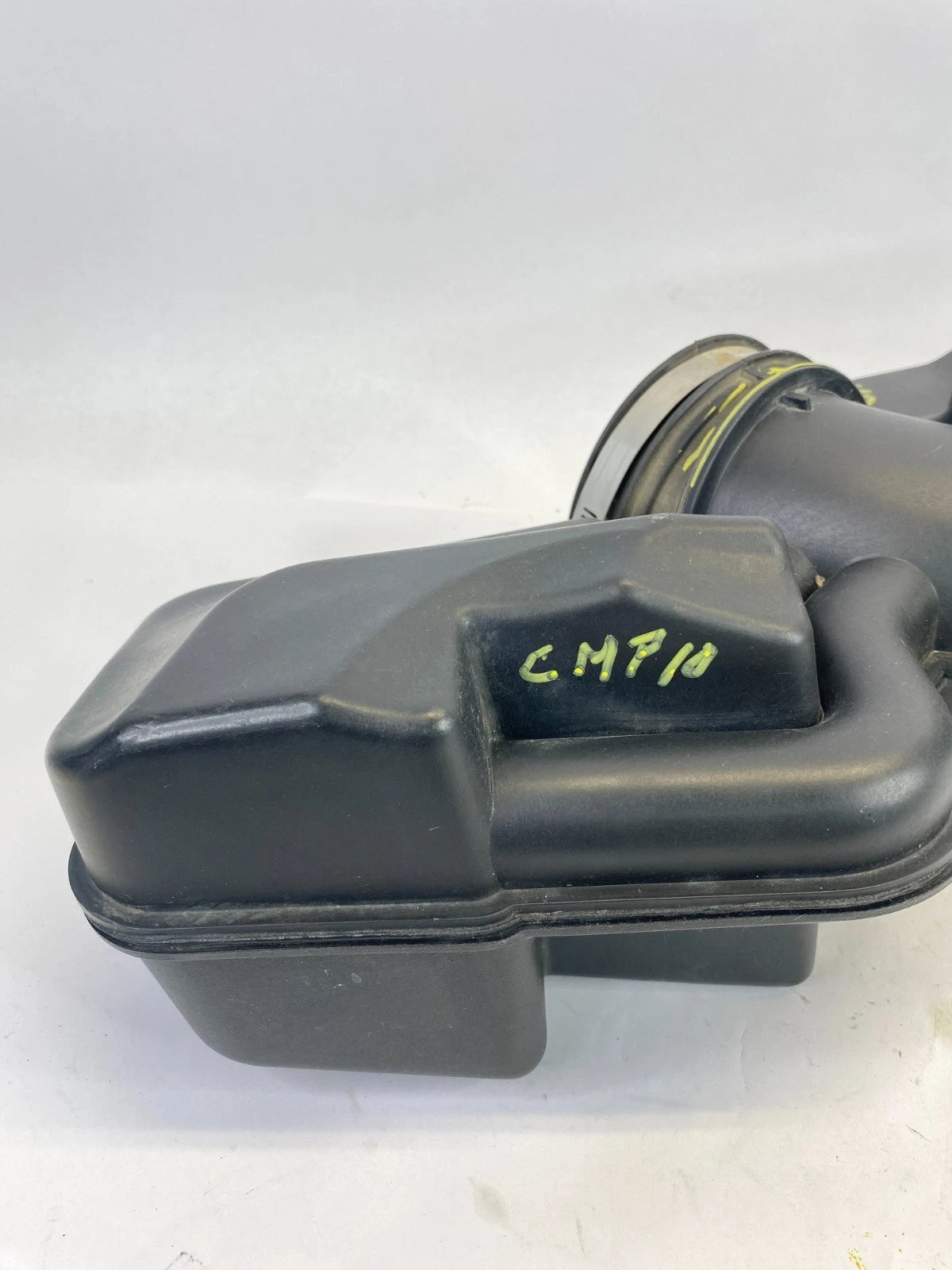 2011-2019 FORD EXPLORER 3.5L V6 AIR CLEANER INTAKE DUCT RESONATOR BB53-9F805-AD