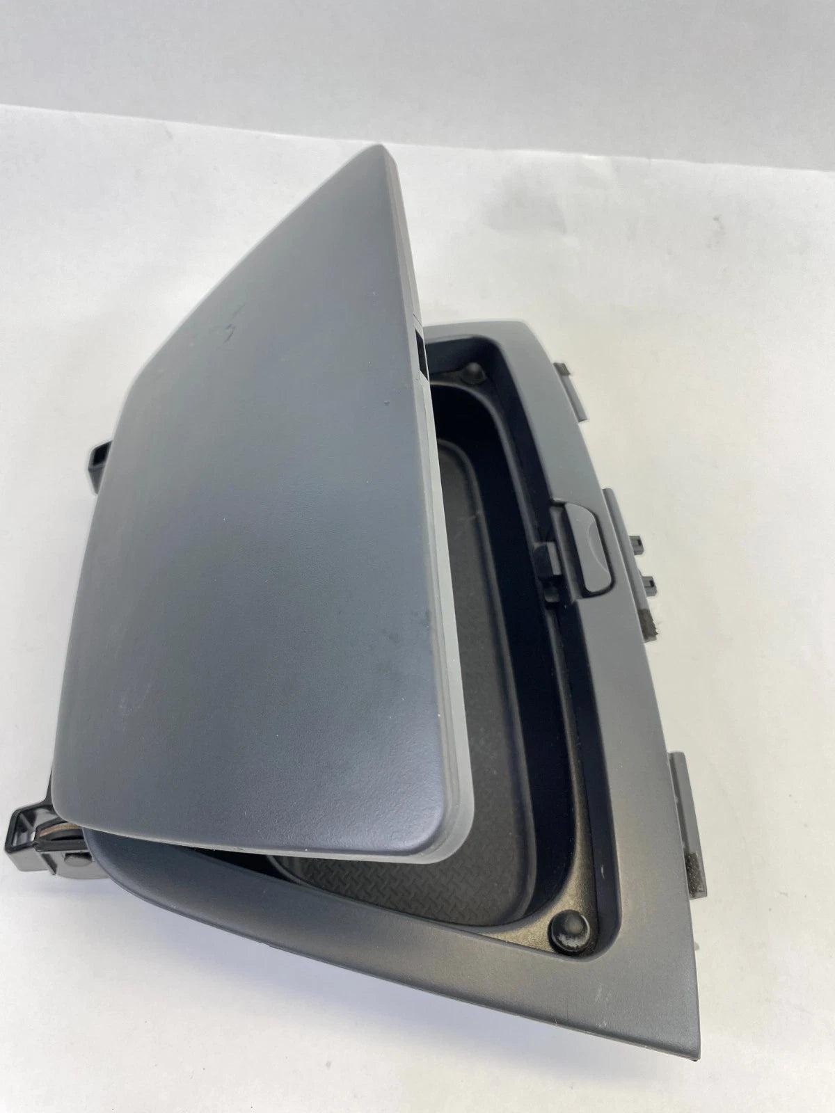 2007-2010 HYUNDAI ELANTRA UPPER DASH STORAGE CUBBY COMPARTMENT 84770-2H000 OEM