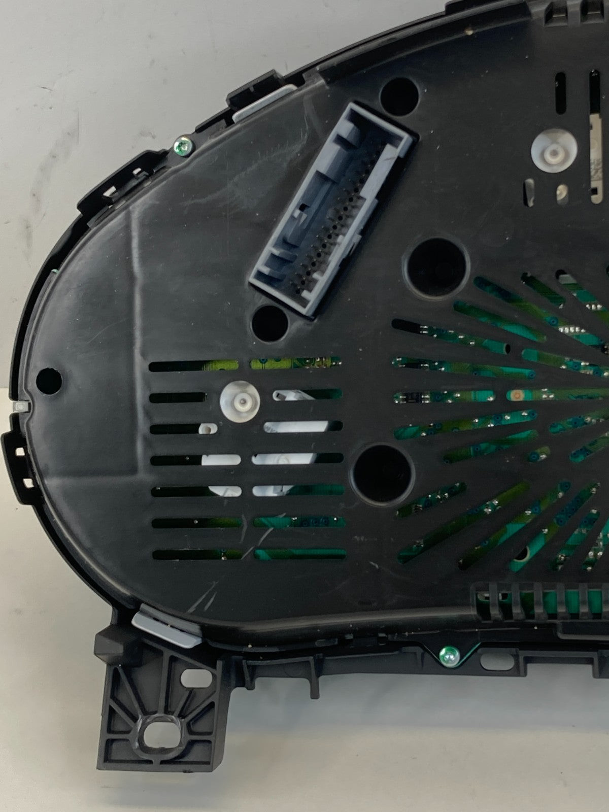 2011 11 Buick Regal 2.4L Dash Instrument Cluster Speedometer Gauges 131.428Miles