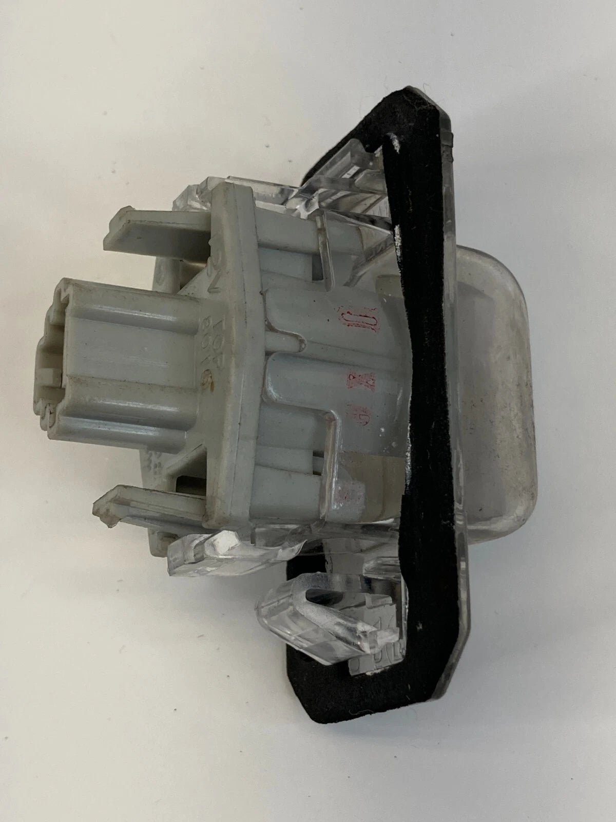 2006-2008 HONDA CIVIC HYBRID REAR TRUNK LICENSE PLATE LIGHT LAMP HOUSING OEM