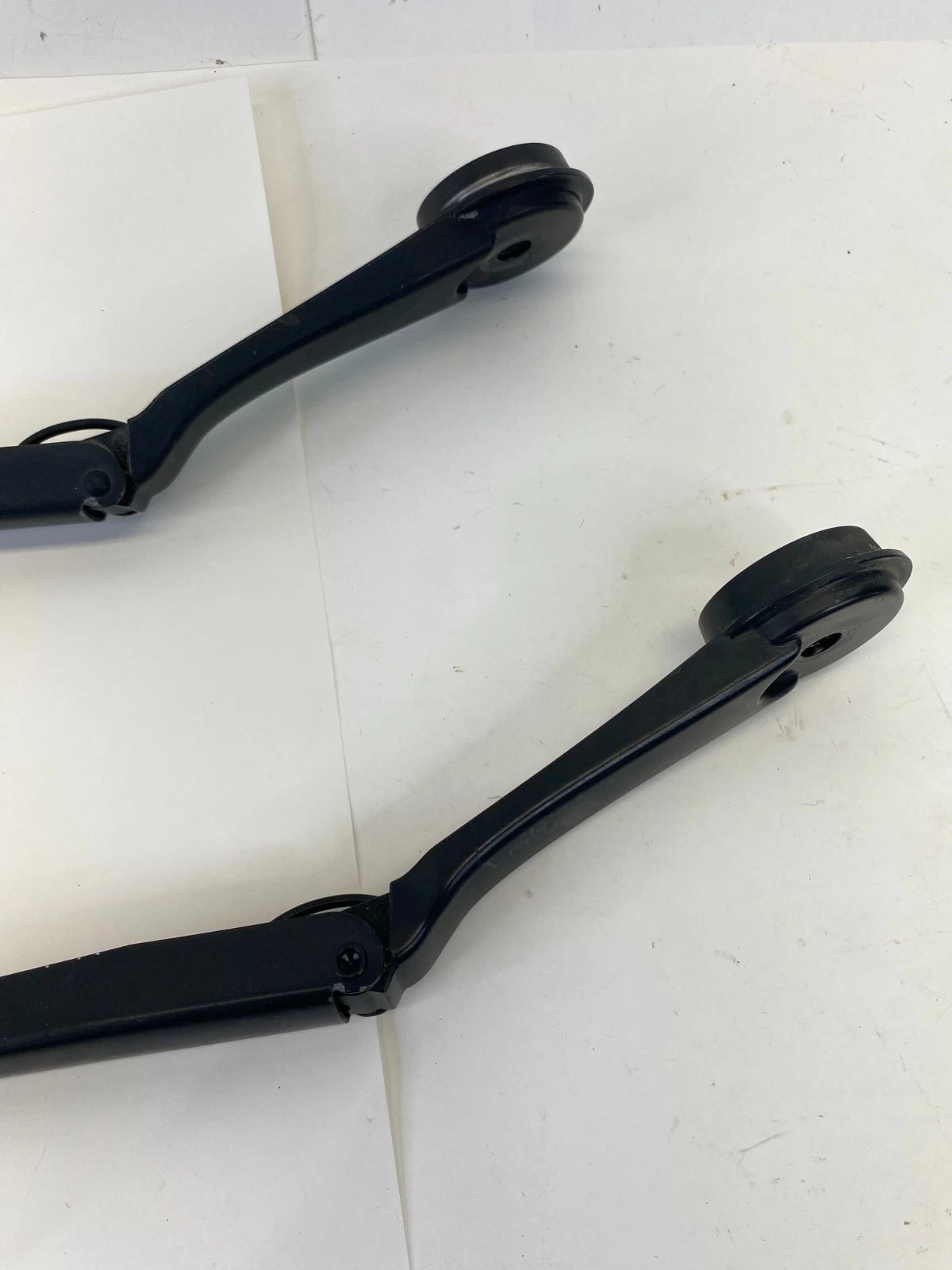 2012-2018 FORD FOCUS FRONT WINDSHIELD LEFT & RIGHT SIDE WIPER ARM SET OEM