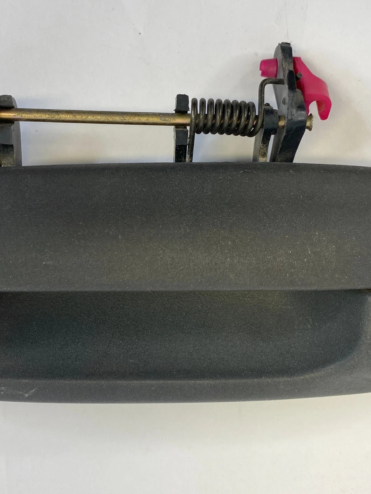 2002-2009 CHEVROLET TRAILBLAZER FRONT LEFT DRIVER OUTER DOOR HANDLE OEM 15248283