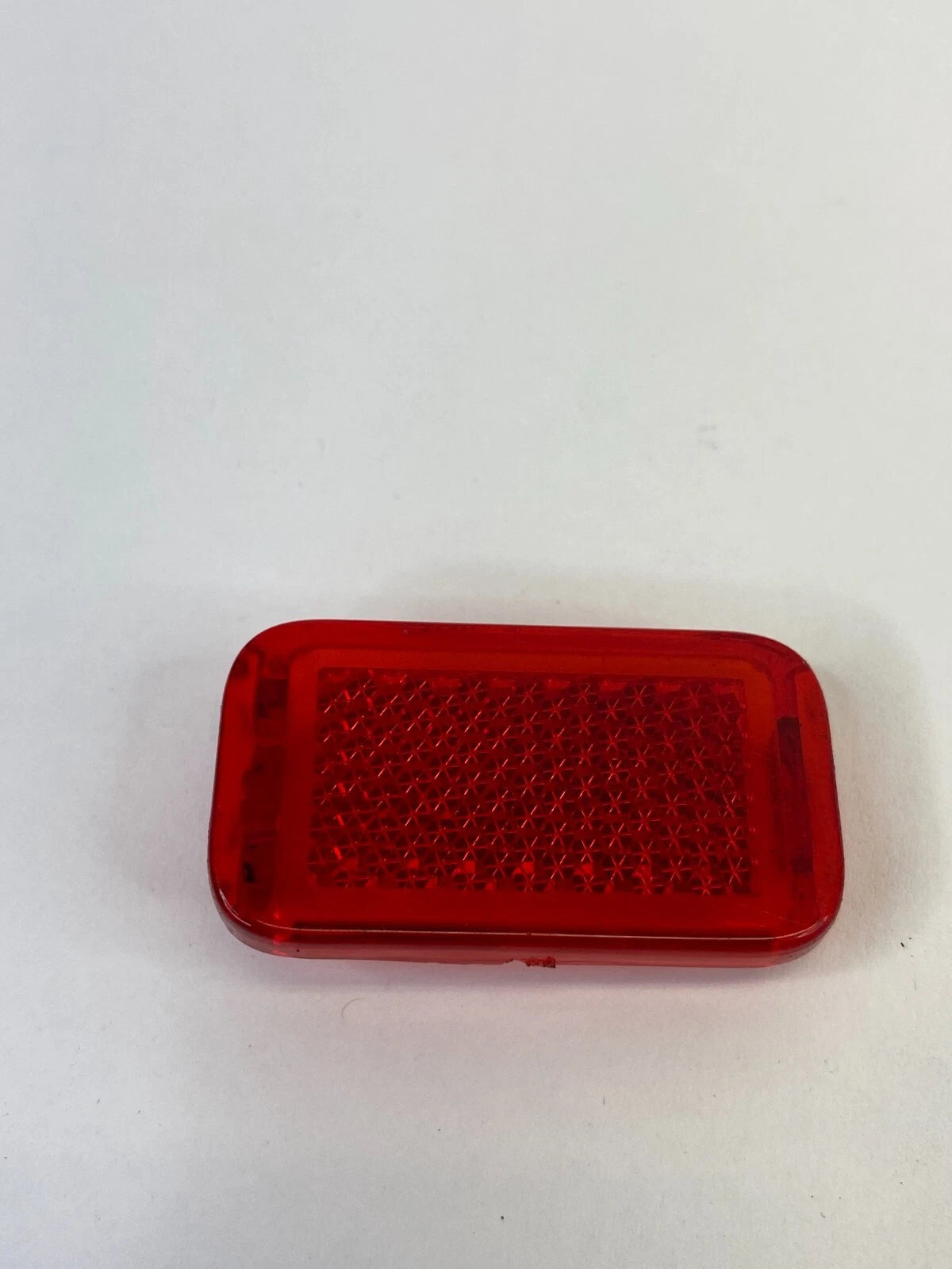 2013-2019 FORD ESCAPE FRONT RIGHT PASSENGER SIDE DOOR REFLECTOR LENS RED OEM