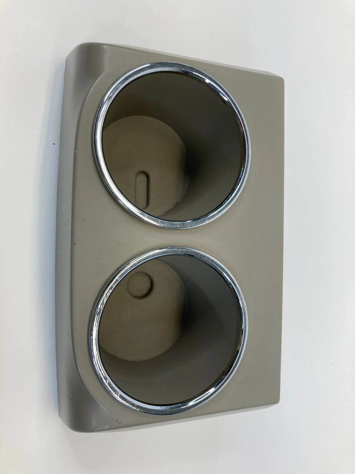 07 08 09 10 11 12 13 14 FORD EXPEDITION REAR CENTER CONSOLE CUP HOLDER ASSEMBLY