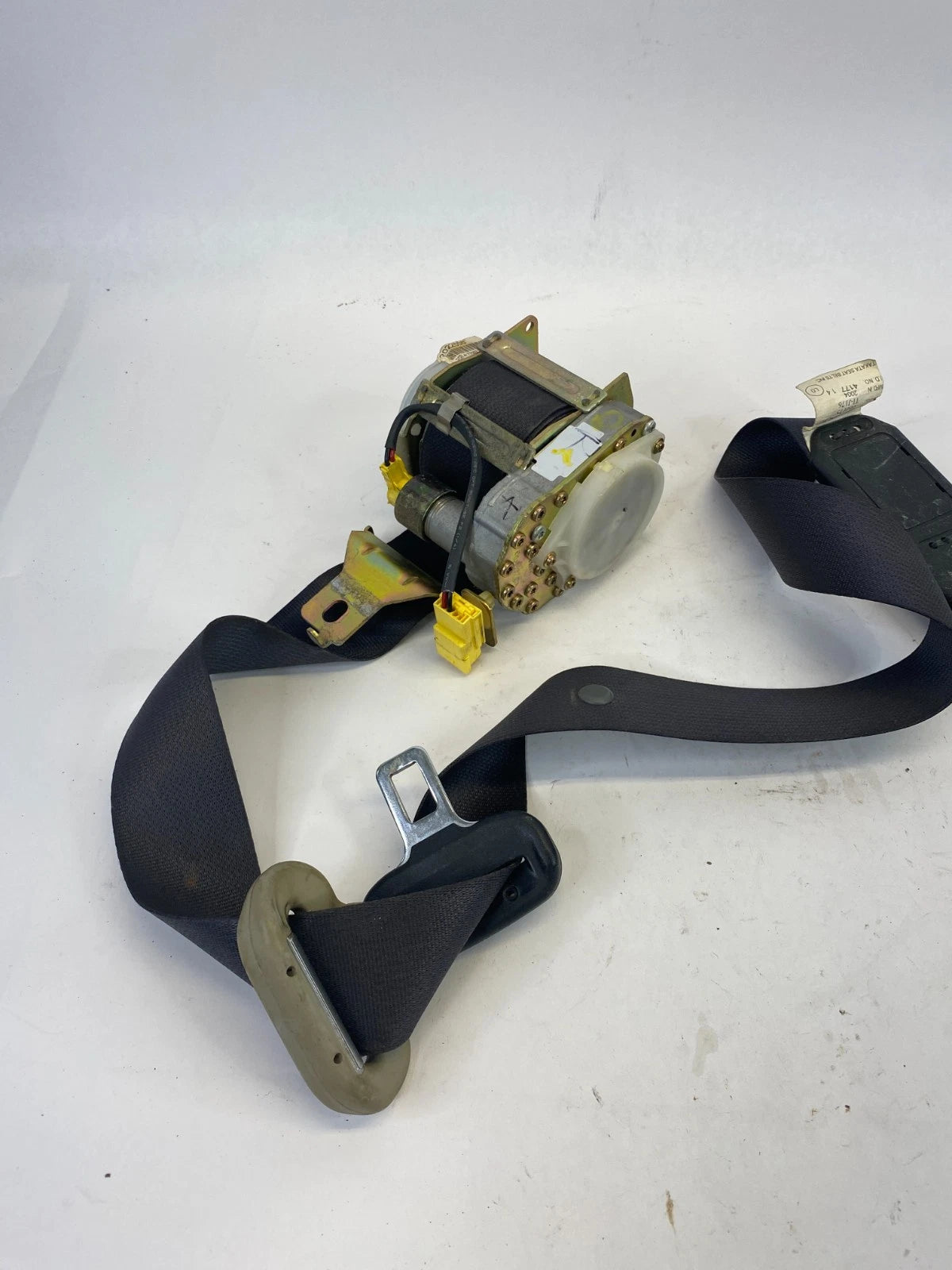 2003-2006 HONDA ACCORD SEDAN FRONT RIGHT PASSENGER SEAT BELT RETRACTOR BLACK OEM
