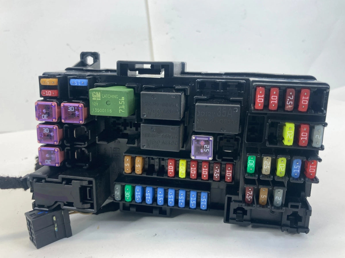 2018-2021 CHEVROLET TRAX 1.4L CABIN FUSE RELAY BOX JUNCTION BLOCK OEM