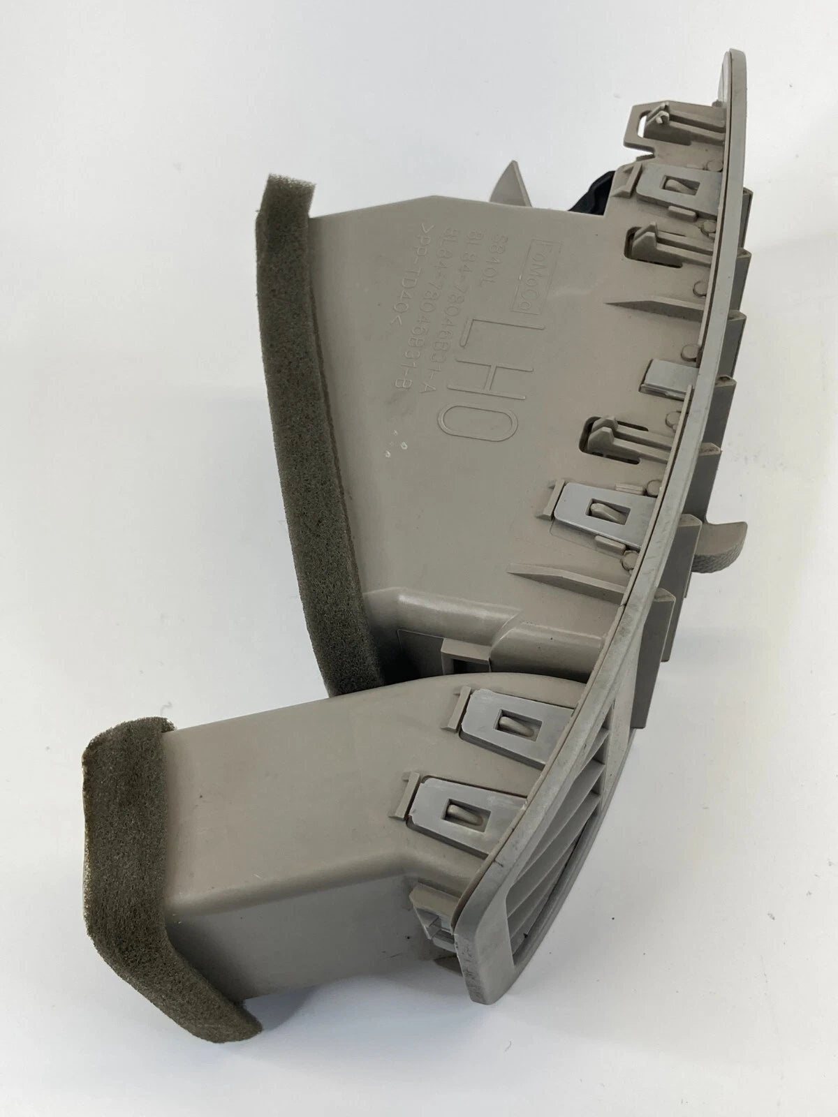 2008-2012 FORD ESCAPE DASH LEFT DRIVER SIDE OUTER A/C AIR VENT DUCT GRILLE OEM