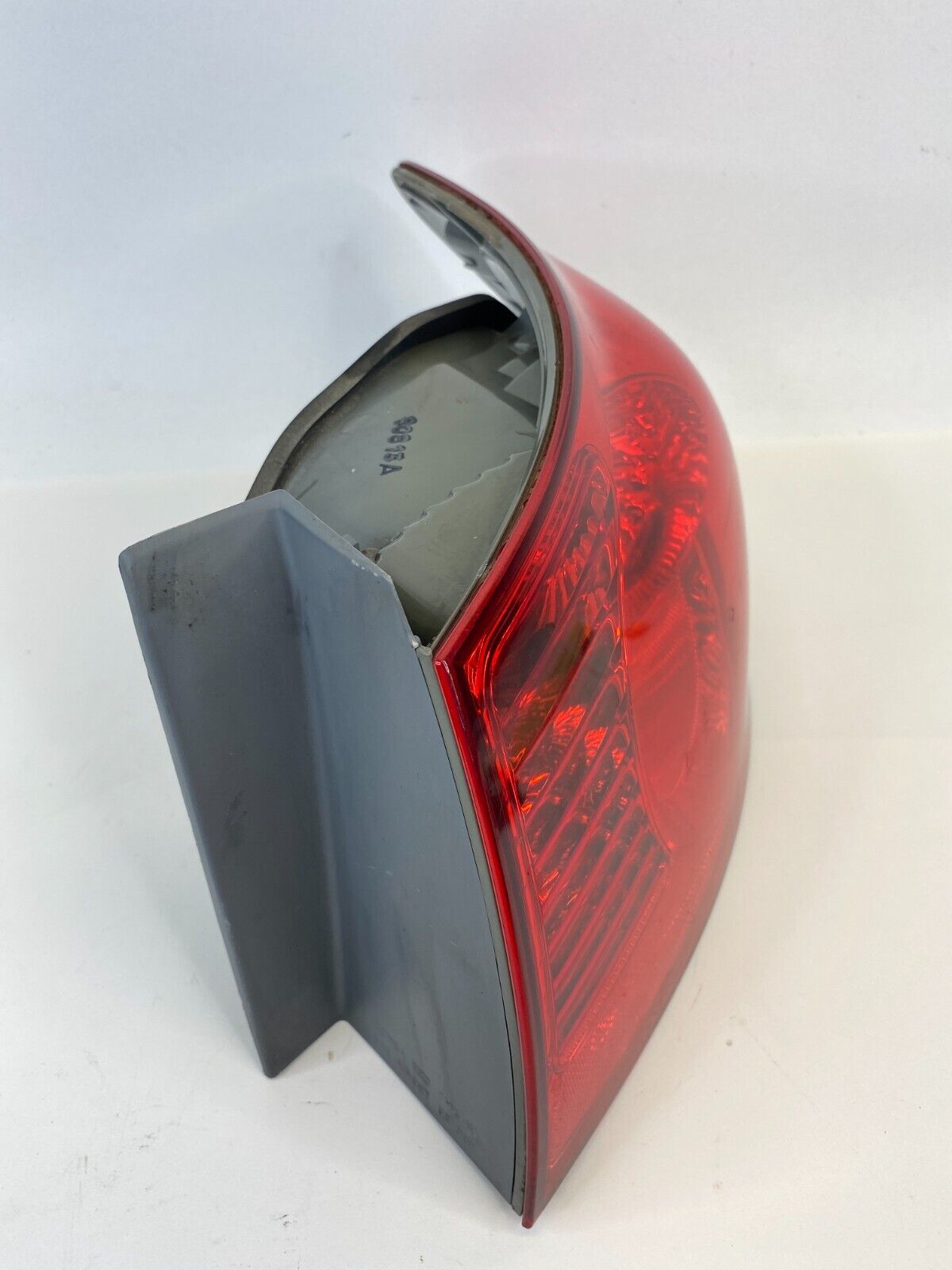 2007-2010 Hyundai Elantra Sedan Rear Right Side Taillight Outer Tail Lamp OEM