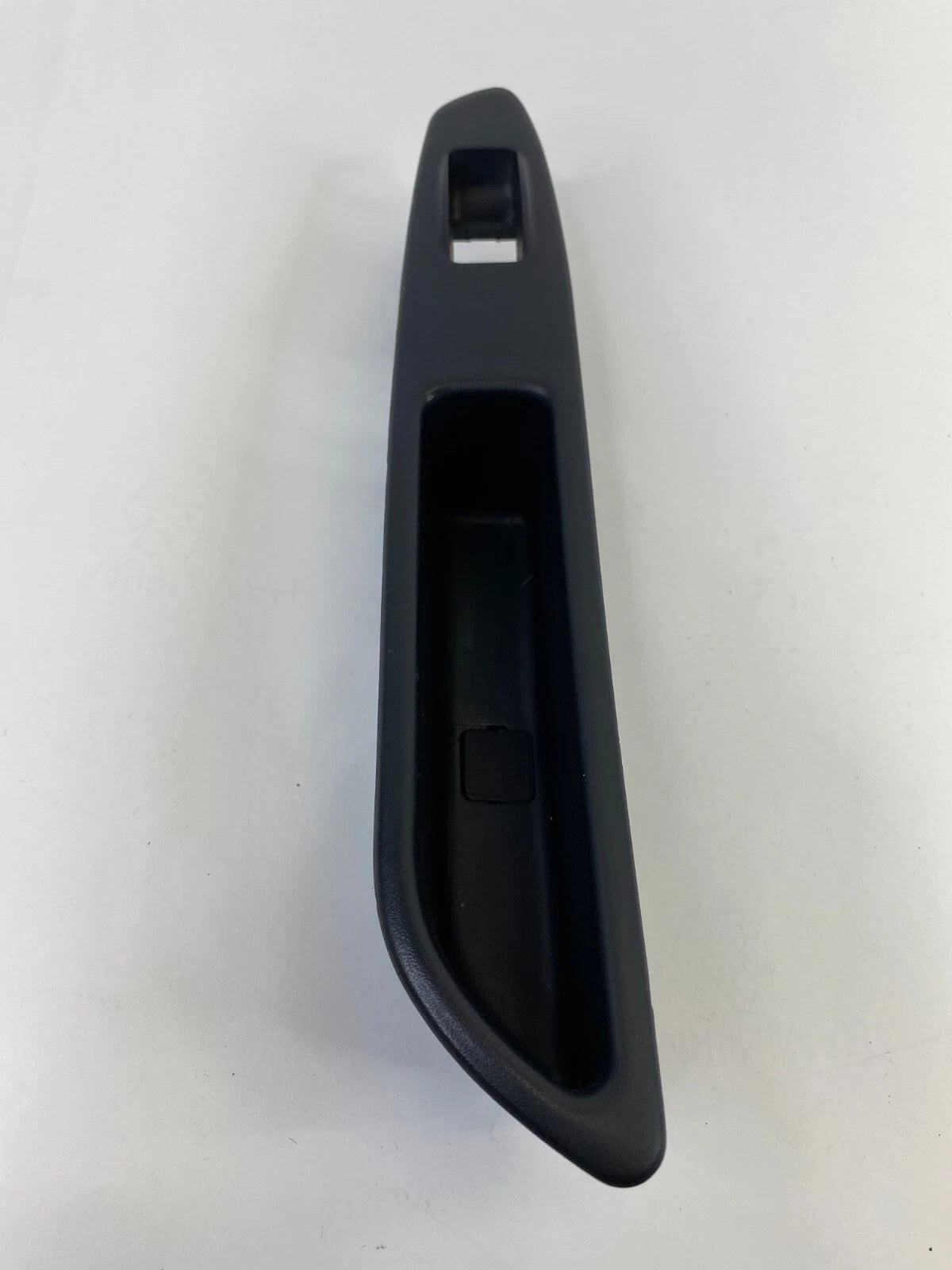 2003-2008 SUBARU FORESTER REAR RIGHT SIDE DOOR WINDOW SWITCH BEZEL TRIM COVER