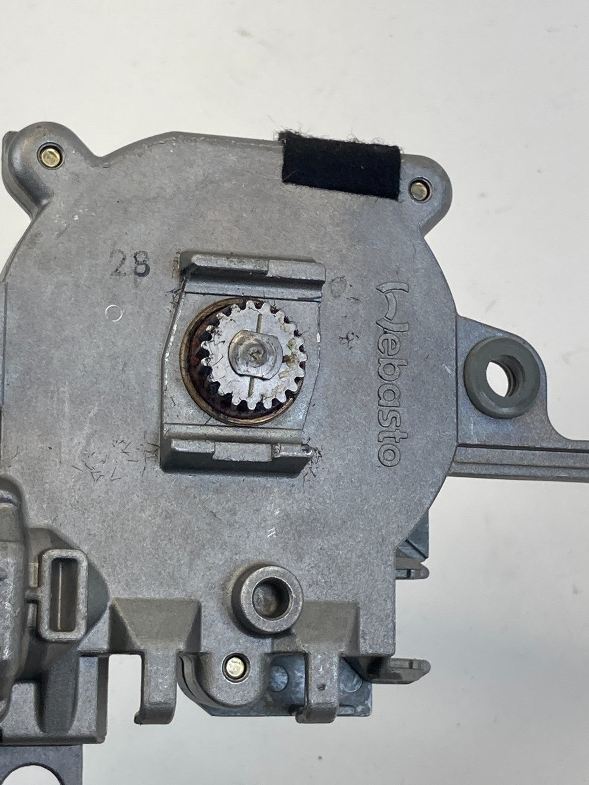 2006 Mercedes-Benz CLS500 Sunroof Sun Roof Motor Assembly 203-820-31-42 OEM