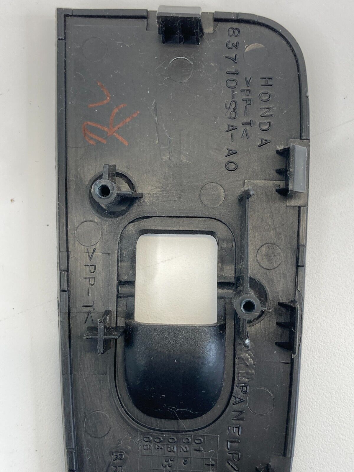 2002-2006 Honda CR-V CRV Rear Left Window Switch Bezel Trim Cover 83710-S9A-A0