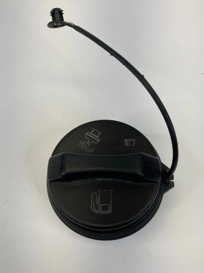 2008-2011 CADILLAC CTS 2009-2011 CADILLAC STS FUEL FILLER GAS TANK CAP OEM