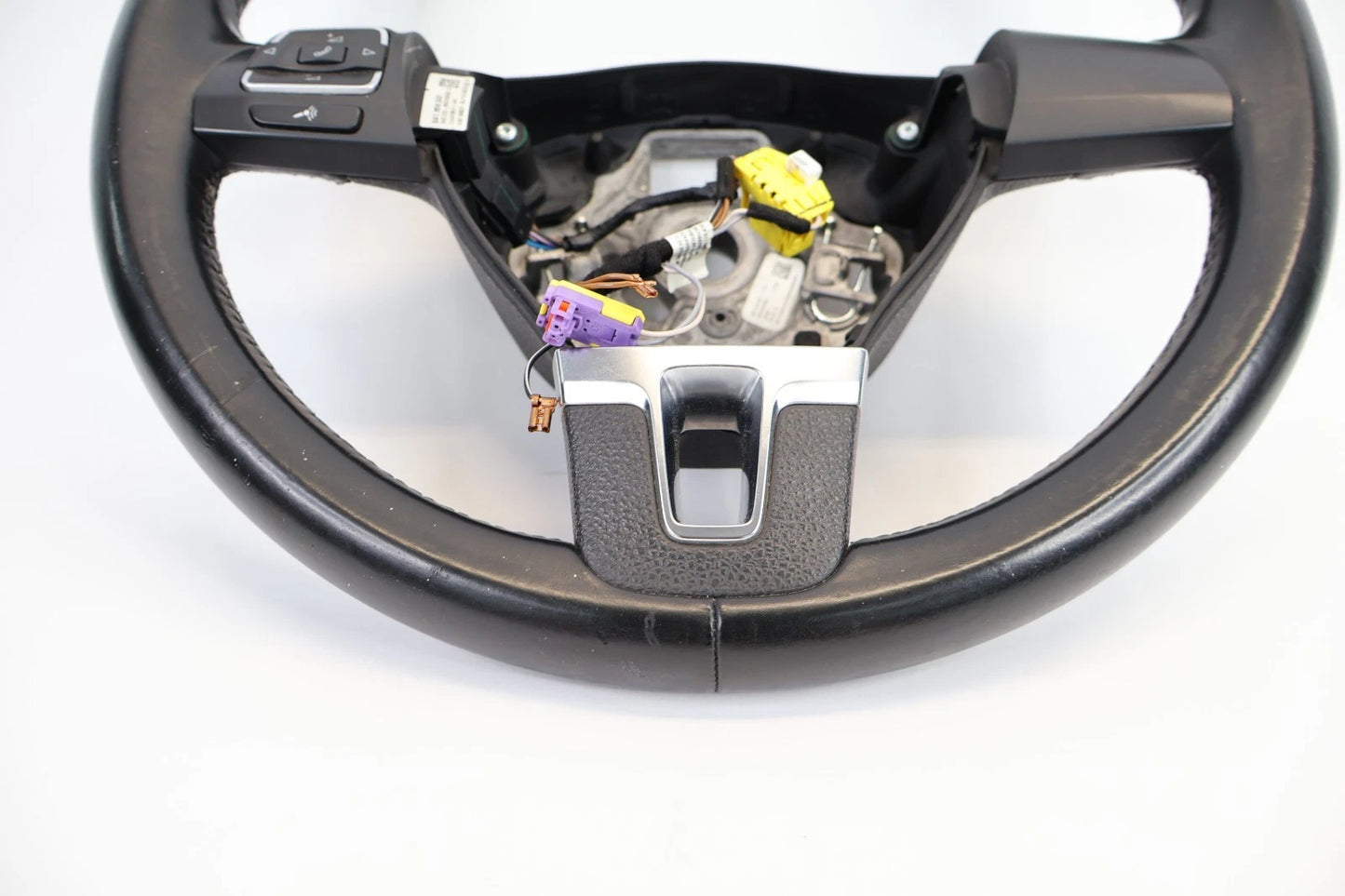 2012-2015 VOLKSWAGEN PASSAT STEERING WHEEL W/ AUDIO CONTROL SWITCH 561959537 OEM