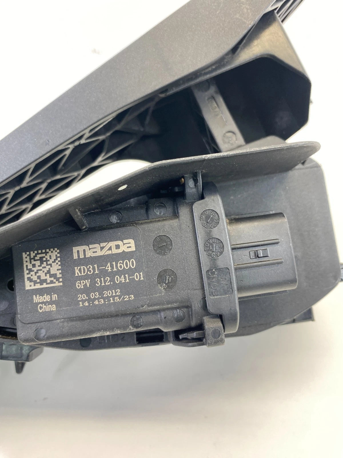 2013-2016 MAZDA CX-5 GAS ACCELERATOR PEDAL POSITION SENSOR KD31-41600 OEM