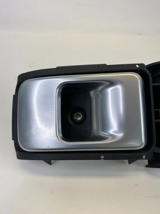 03-05 RANGE ROVER FRONT RIGHT PASSENGER INSIDE INTERIOR DOOR HANDLE OEM 7026622