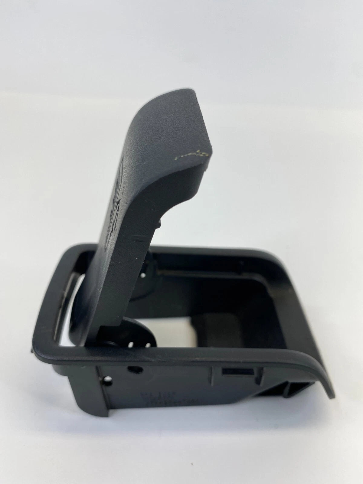 2007 2008 INFINITI G35 SEDAN REAR CHILD SEAT HOOK ANCHOR COVER TRIM 79980-JK000