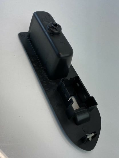 05-07 Ford Five Hundred Rear Right Door Window Switch Bezel Trim 54G13-54266B16