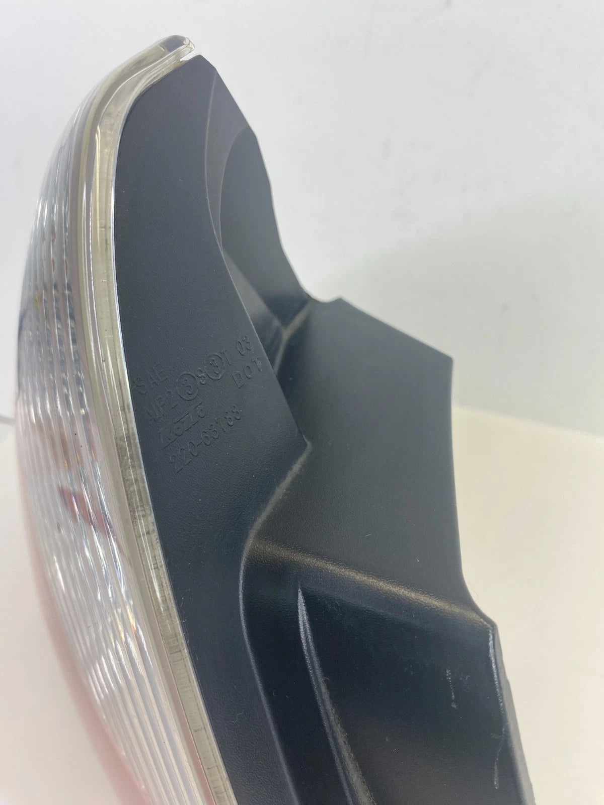 2006 2007 INFINITI M35 REAR LEFT DRIVER OUTER TAILLIGHT TAIL LAMP 220-63788