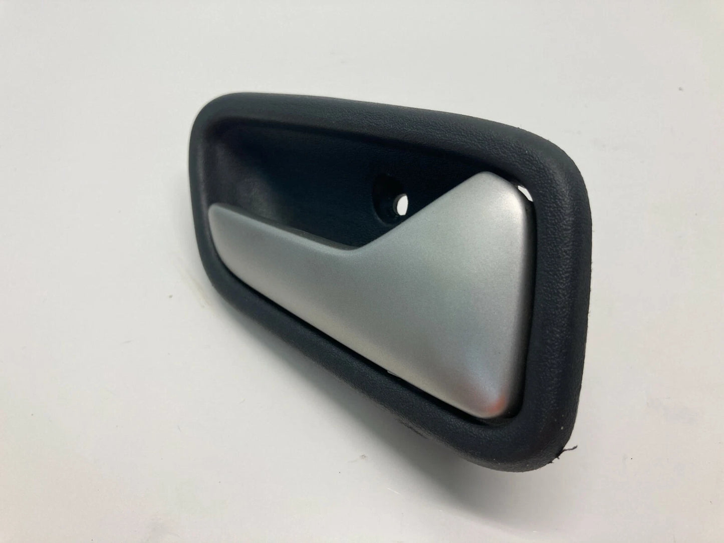 2005-2007 Suzuki Aerio Rear Right Back Side Inside Inner Door Handle XYS7S-IH003