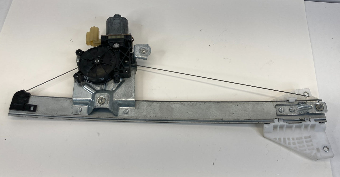 2013-2019 Ford Escape Rear Right Side Door Window Regulator W/ Motor CM093180-06