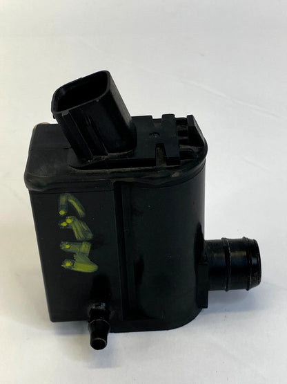 14 15 SORENTO 05-17 ACCENT FR WINDSHIELD WASHER FLUID PUMP MOTOR OEM 98510-1W000