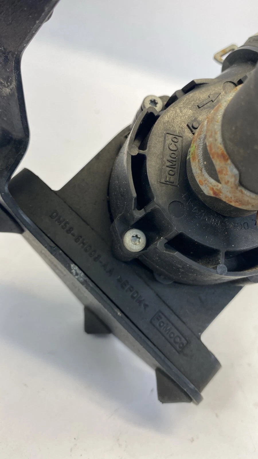 2013-2018 FORD C-MAX ENERGI HYBRID AUXILIARY COOLANT WATER PUMP OEM DM5818D473AB