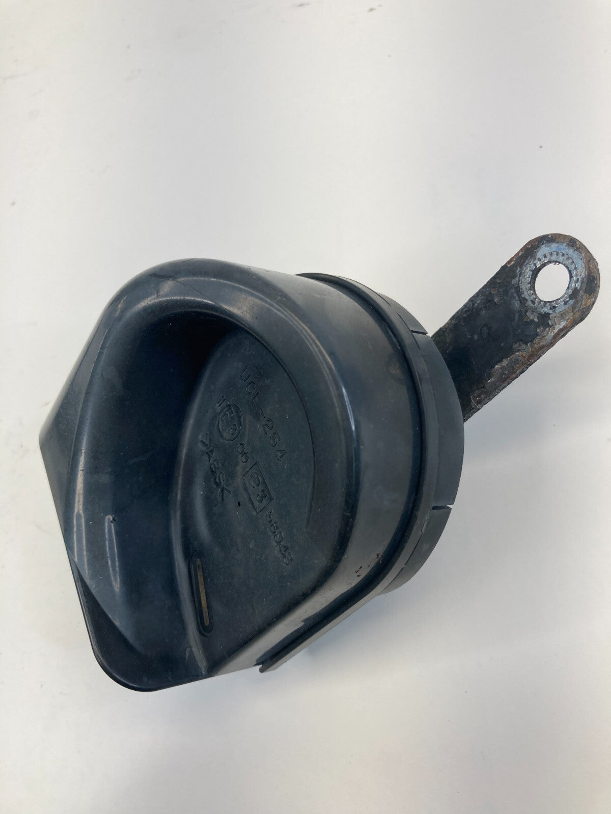 2008-2010 Honda Accord SEDAN Low Tone Note Pitch Alarm Horn Assy E358943 OEM