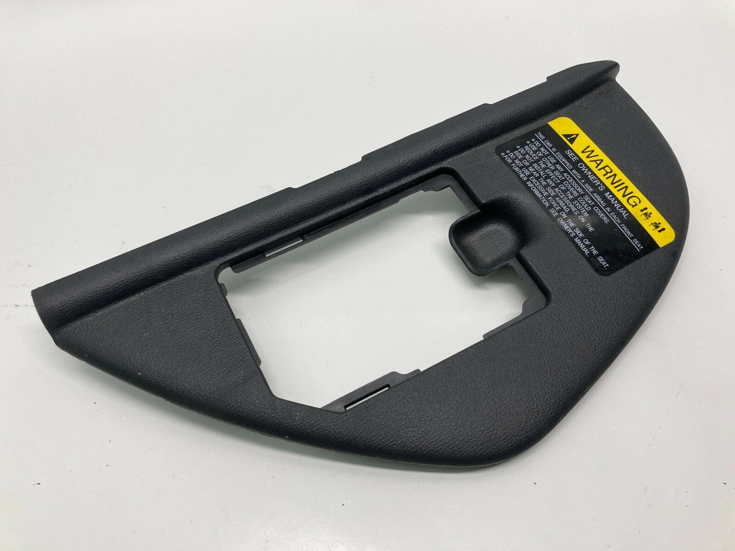2007-2009 HYUNDAI ELANTRA FRONT LEFT DRIVER DASH END CAP COVER TRIM 84716-2H000