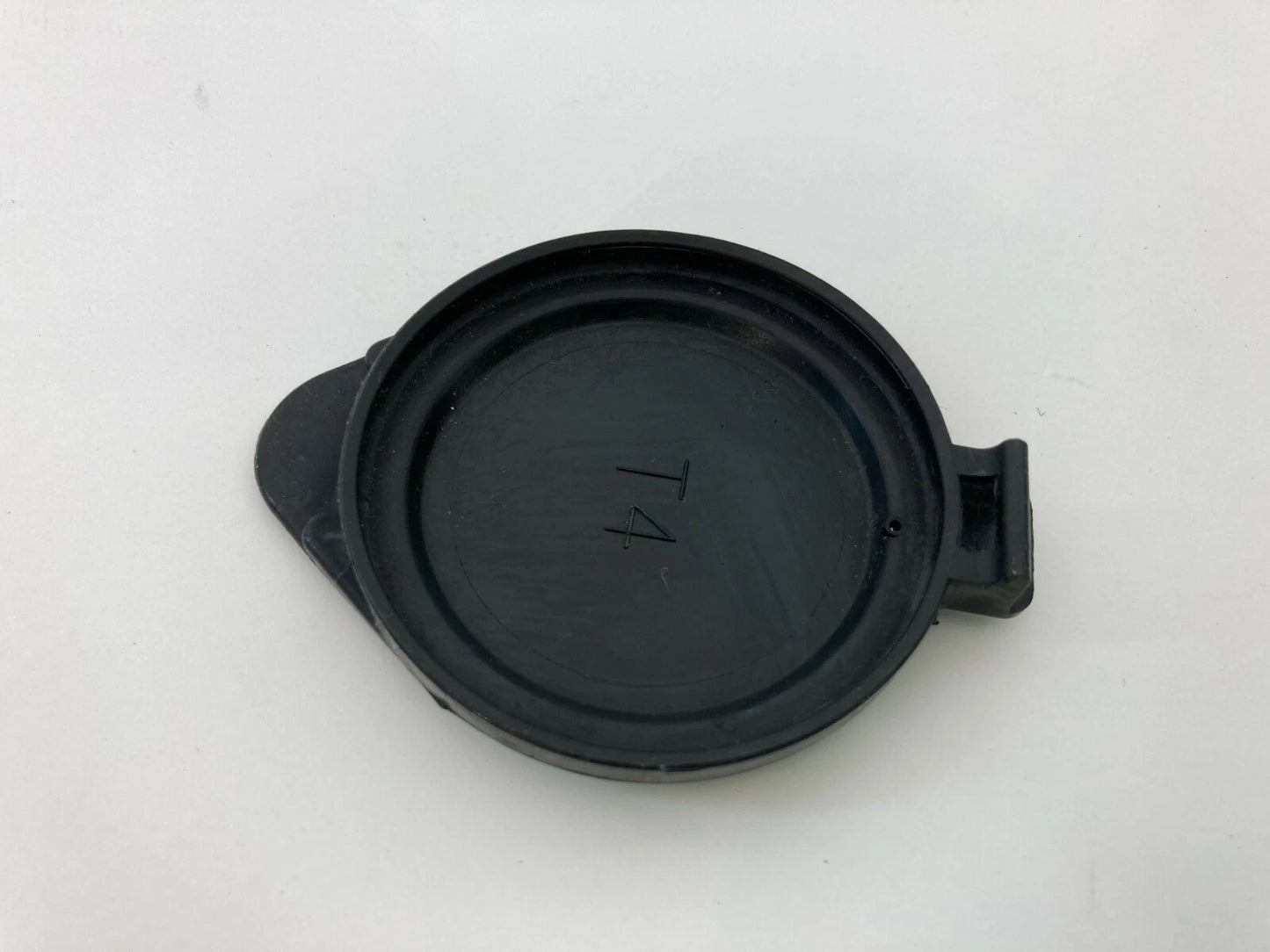 2003-2008 PONTIAC VIBE WINDSHIELD WIPER FLUID TANK RESERVOIR COVER CAP OEM