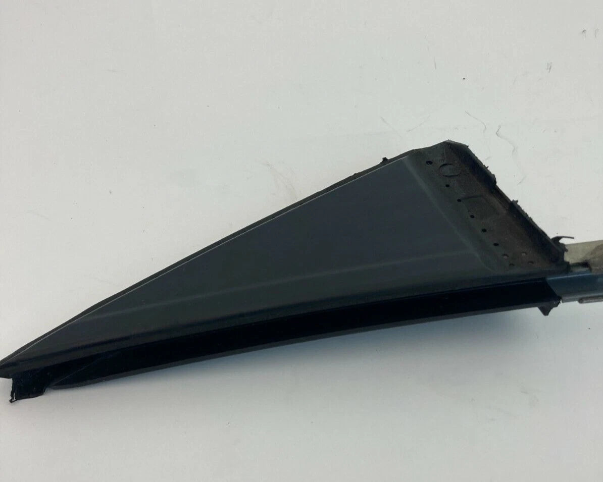 03-08 TOYOTA MATRIX REAR LEFT EXTERIOR CORNER COVER TRIM BEZEL 05031MP230AL OEM