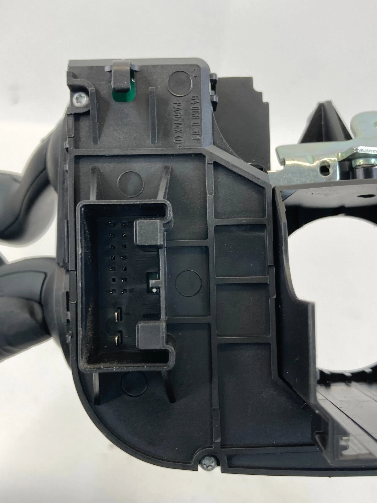 2006-2011 AUDI A6 STEERING COLUMN TURN SIGNAL HEADLAMP & CRUISE CONTROL SWITCH