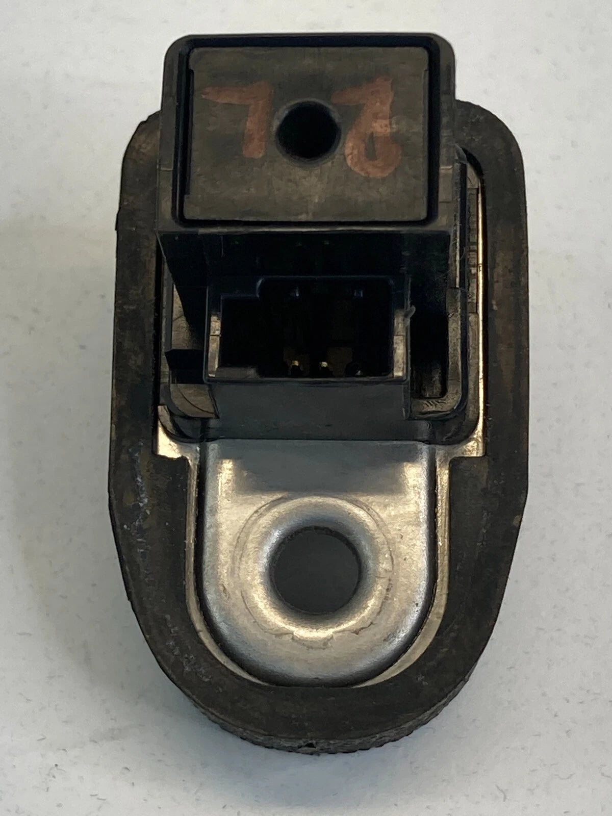 2009 2010 NISSAN CUBE REAR LEFT DRIVER SIDE DOOR LIGHT AJAR JAMB SWITCH BUTTON