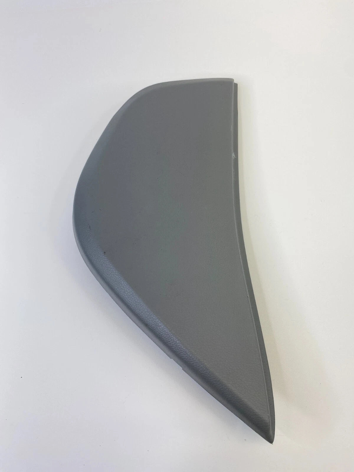 2012-2017 HYUNDAI ACCENT DASH RIGHT SIDE END CAP COVER TRIM 84768-1R000 OEM